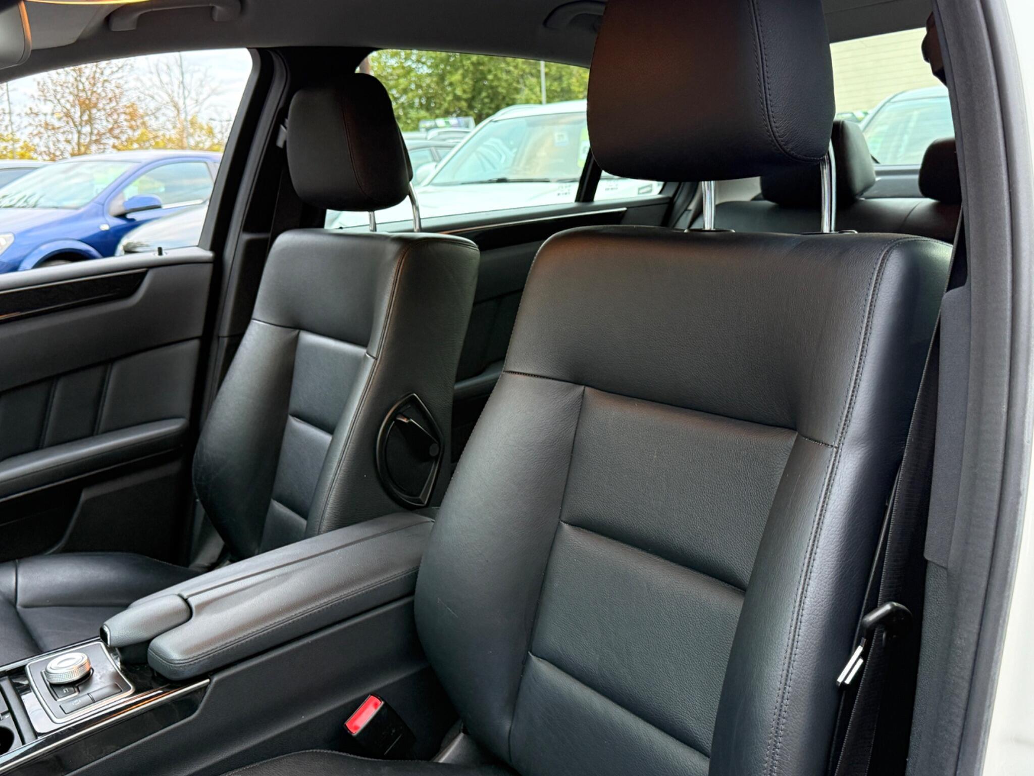 Mercedes-Benz E Class - Image 41