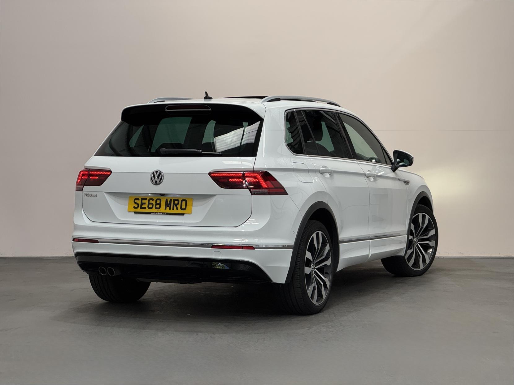 Volkswagen Tiguan view 17