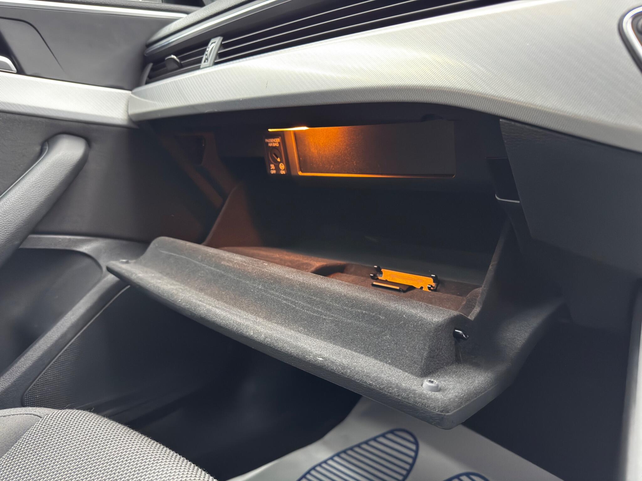 Audi A4 view 40