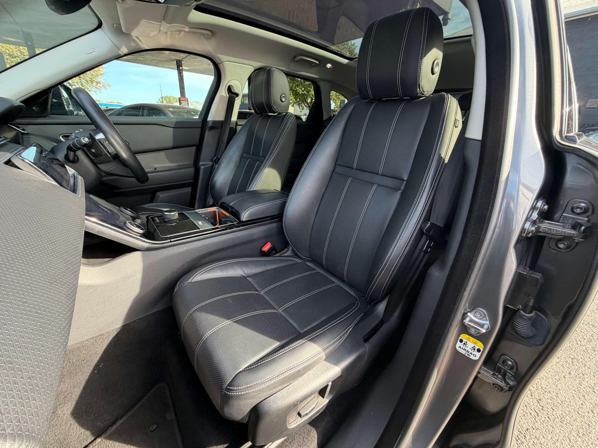 Land Rover Range Rover Velar view 5