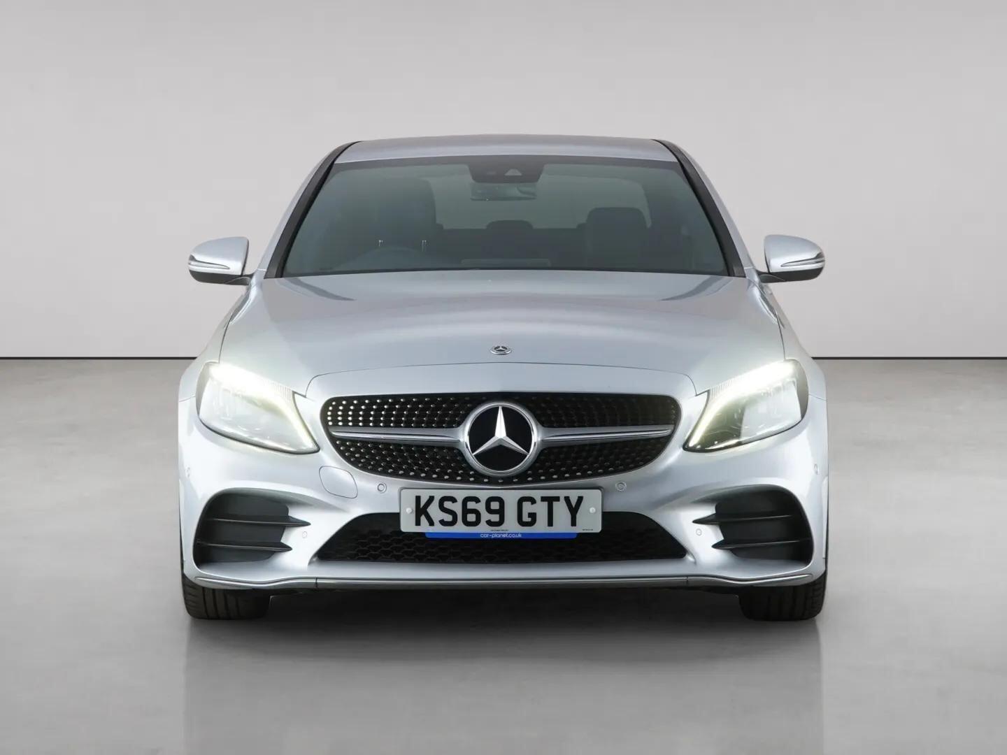 Mercedes-Benz C-Class view 5