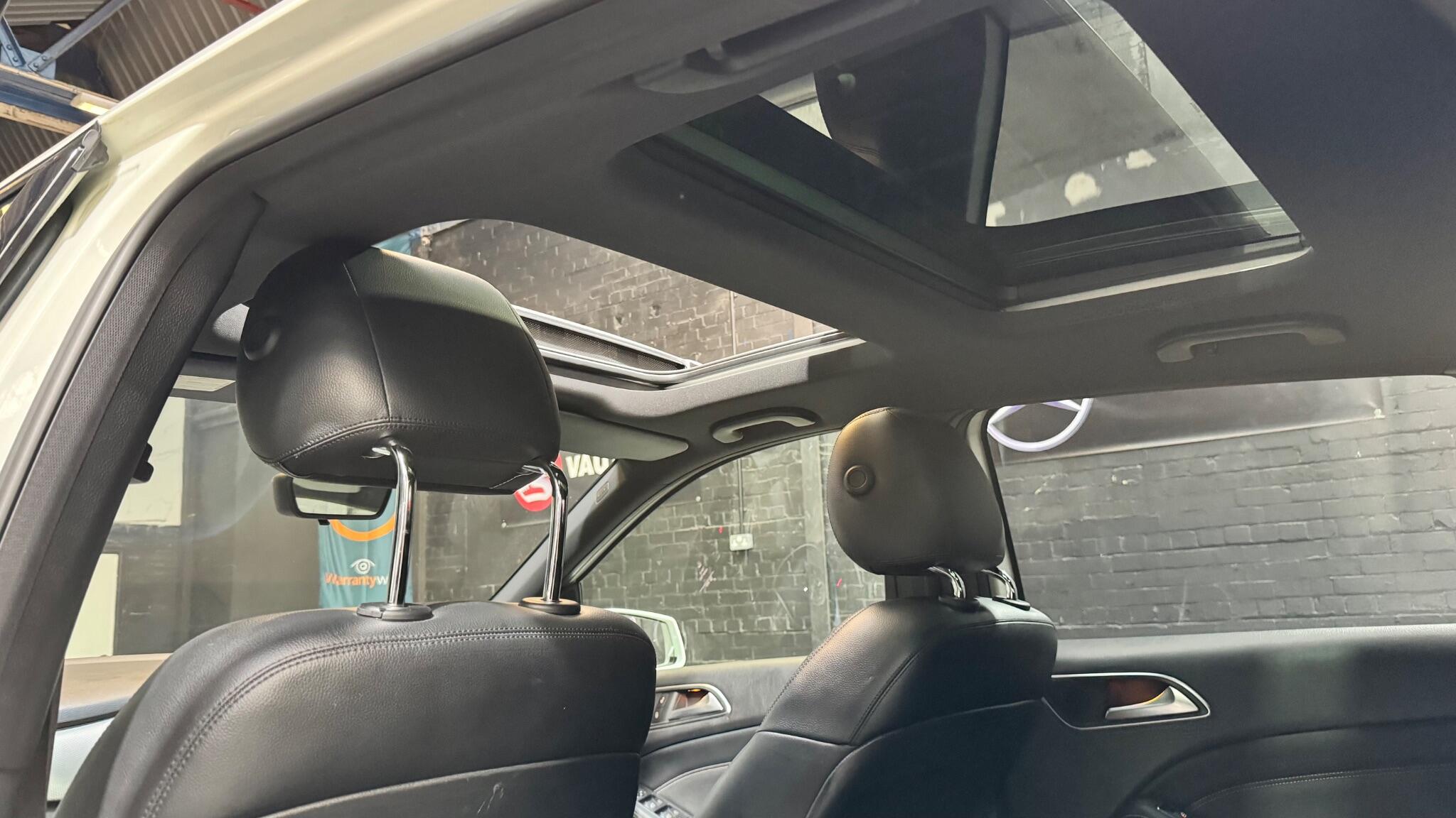 Mercedes-Benz B Class view 12