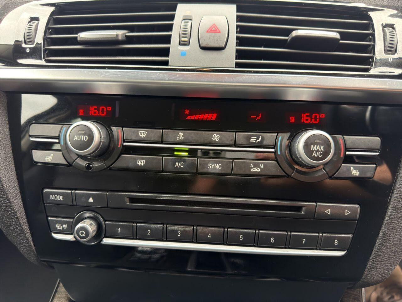 BMW X4 view 24