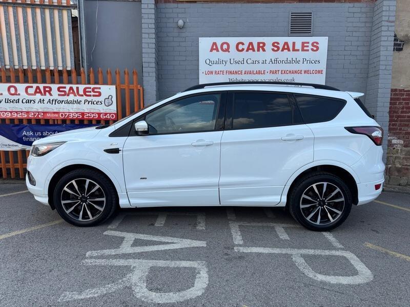 Ford Kuga view 4