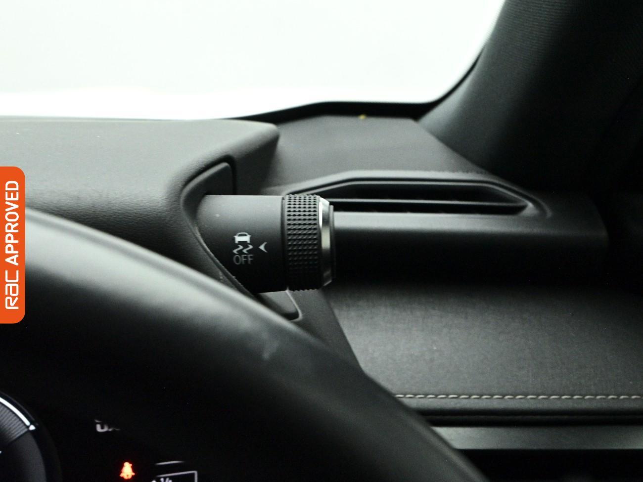 Lexus Ux view 24