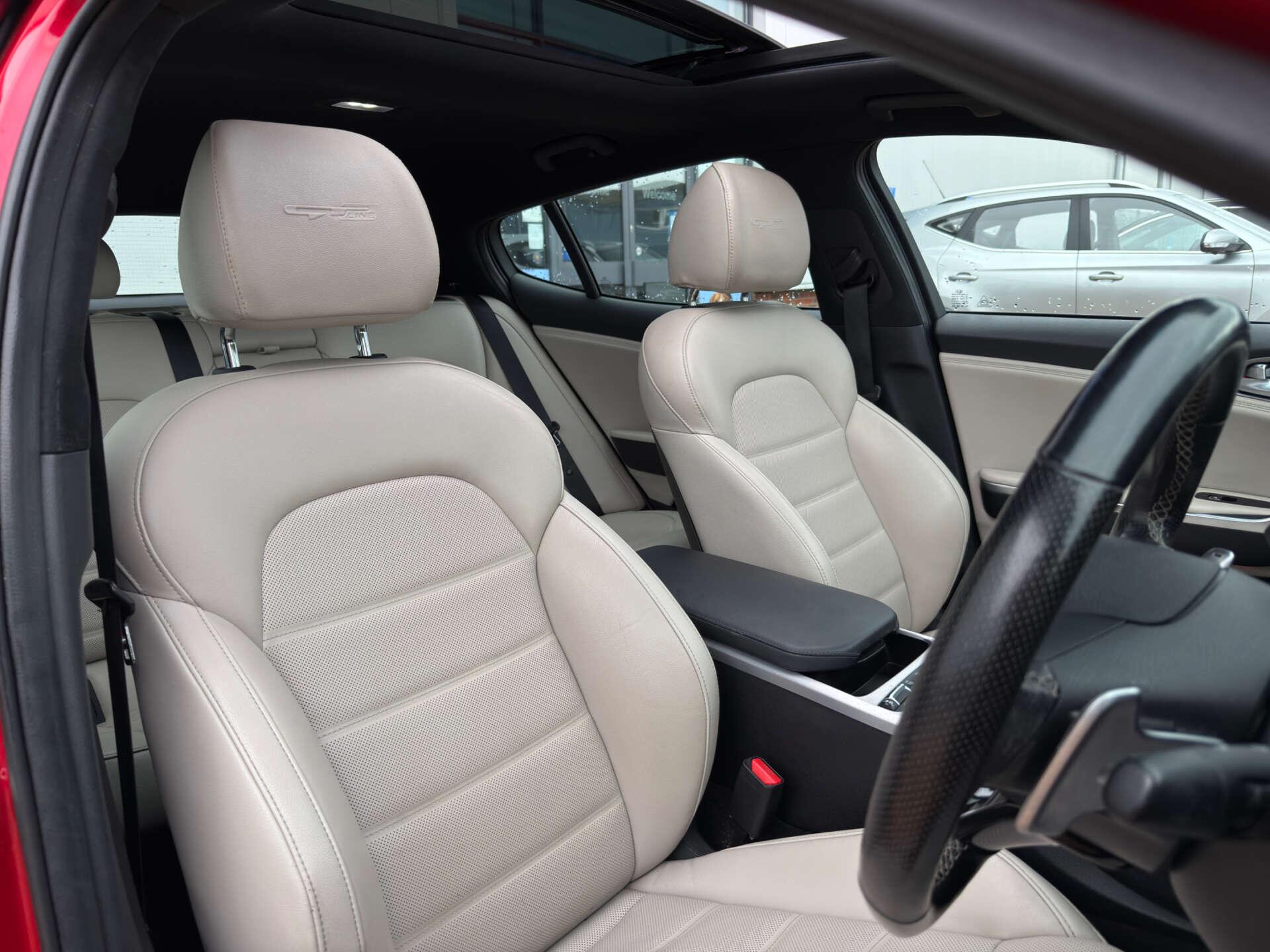 Kia Stinger view 15