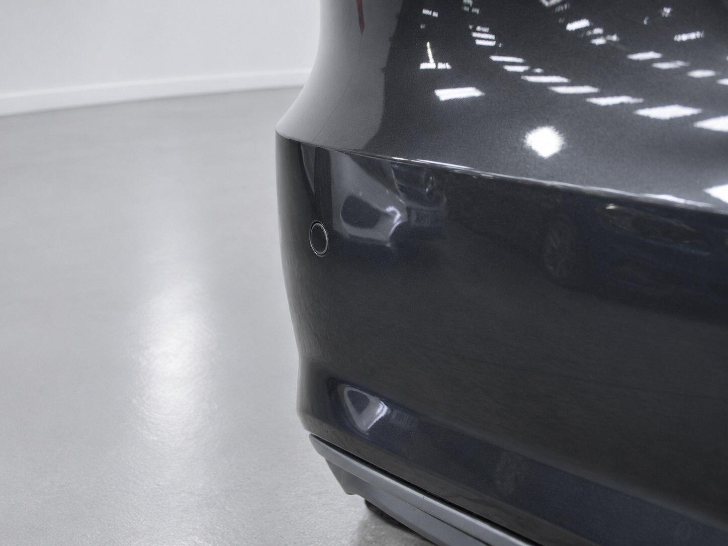 Audi A6 view 20
