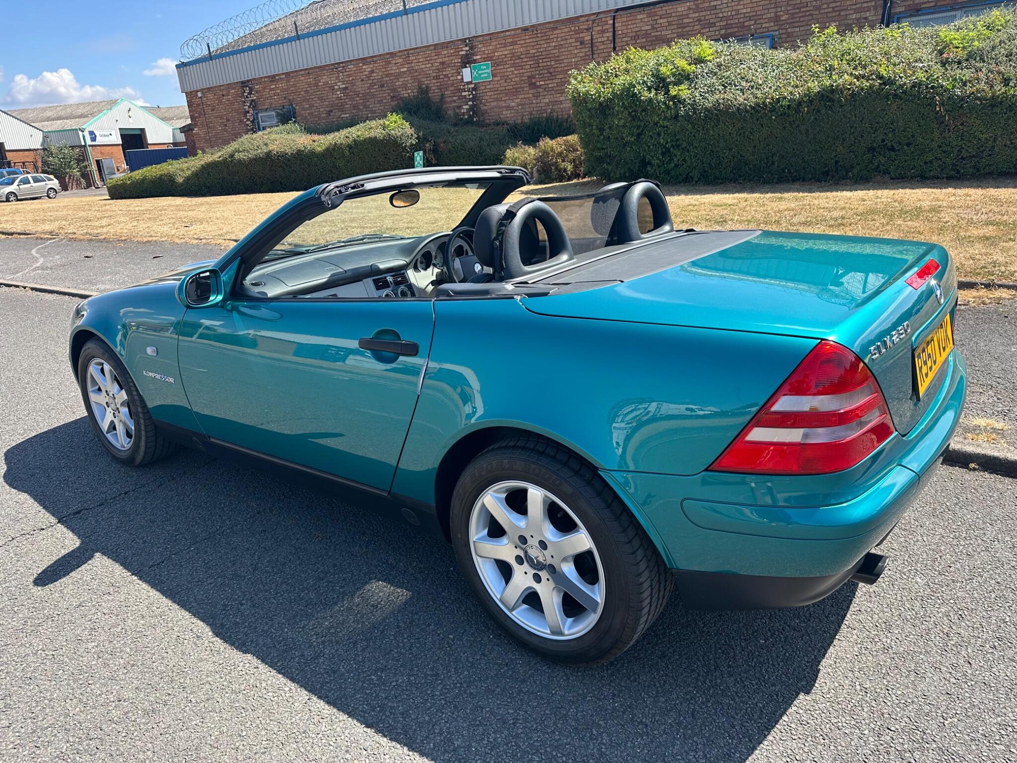Mercedes-Benz SLK view 15