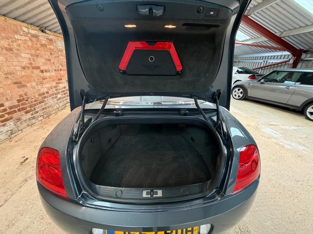 Bentley Continental view 27