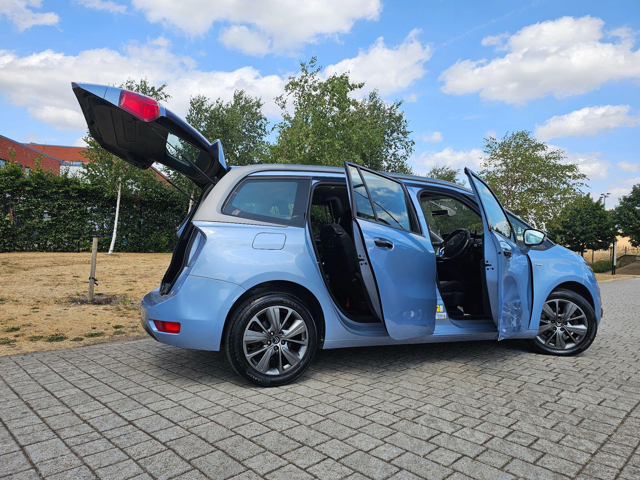 Citroen Grand C4 Picasso view 18