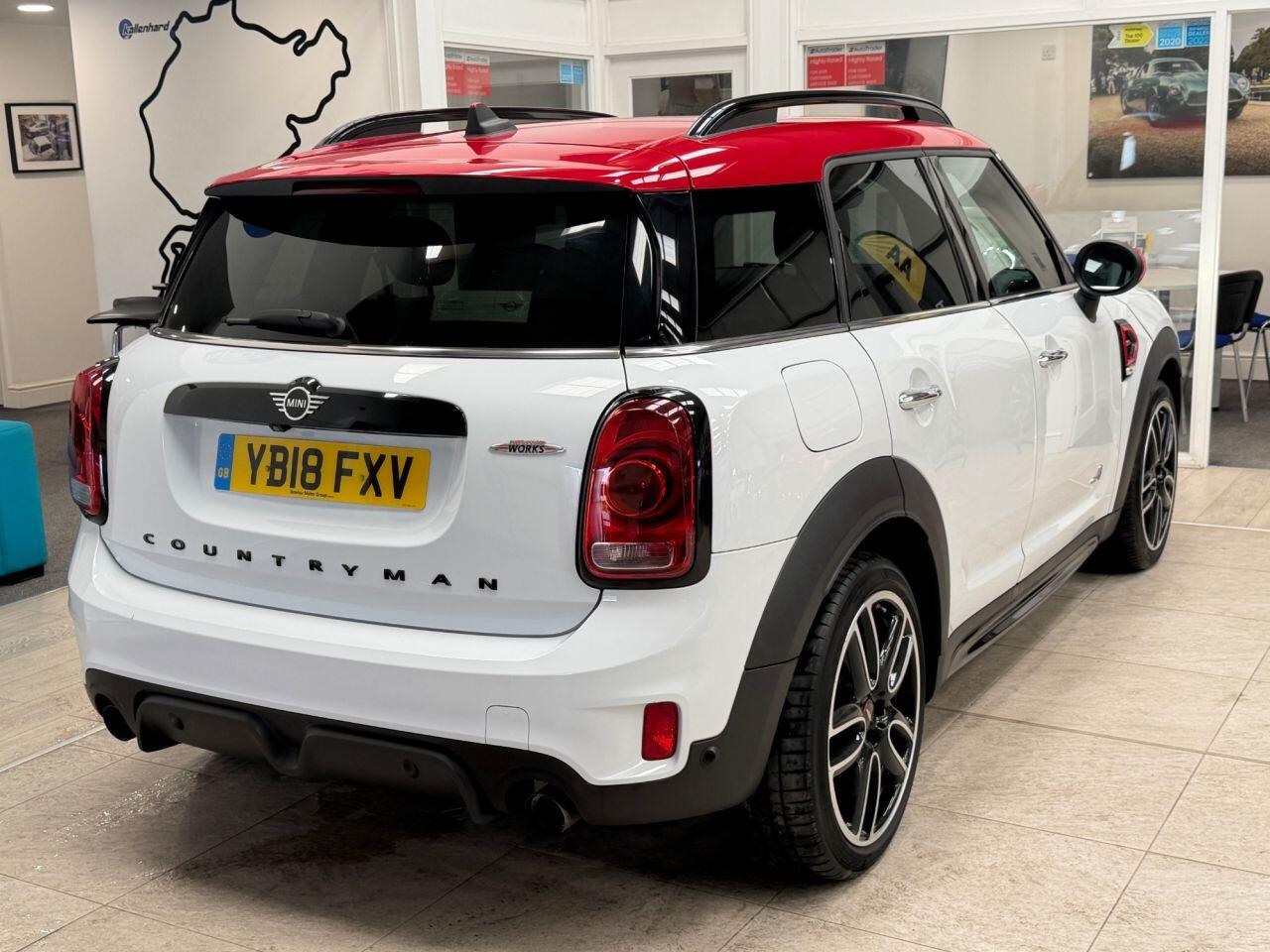 Mini Countryman view 32
