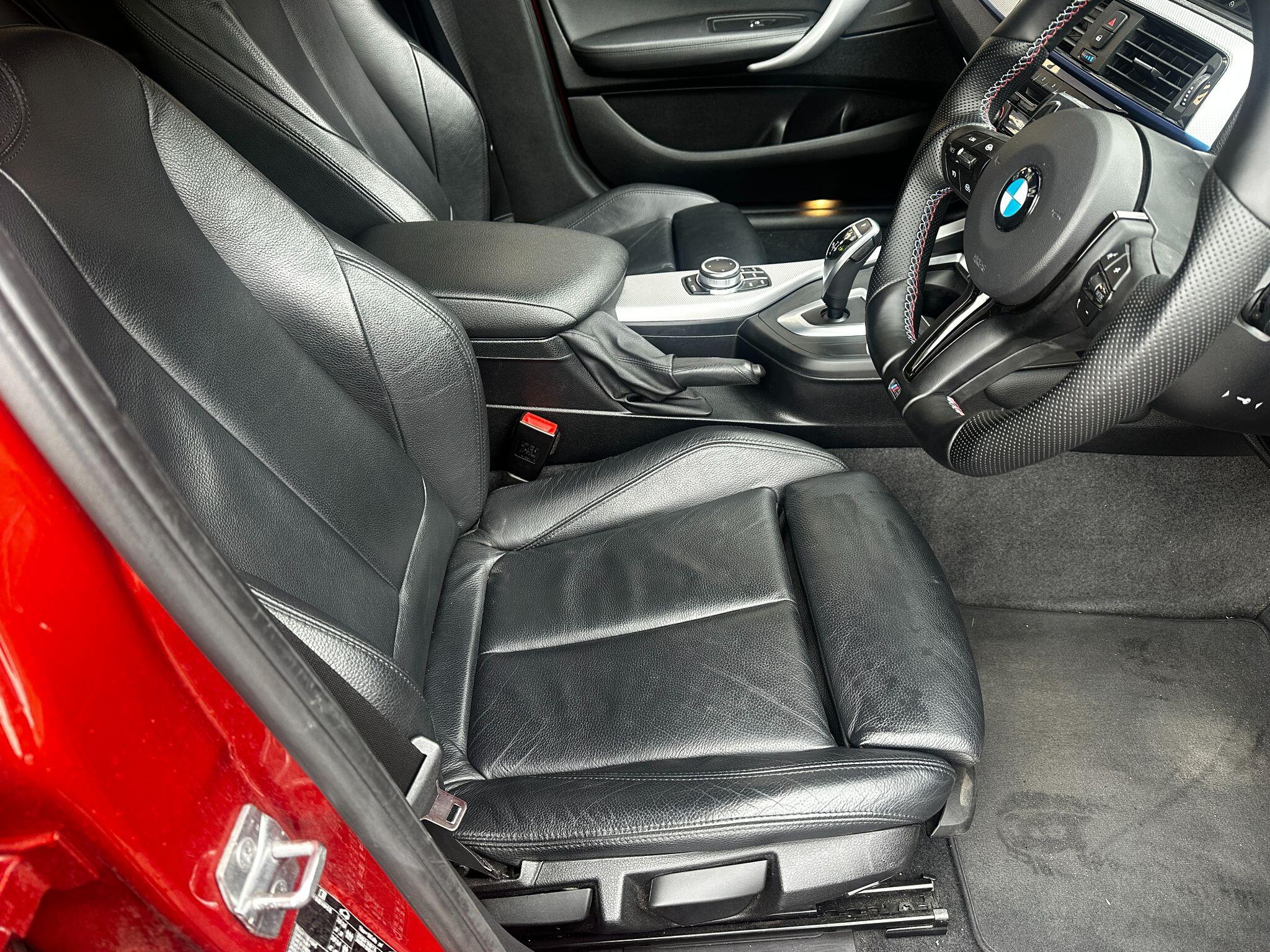 BMW 1 Series view 9