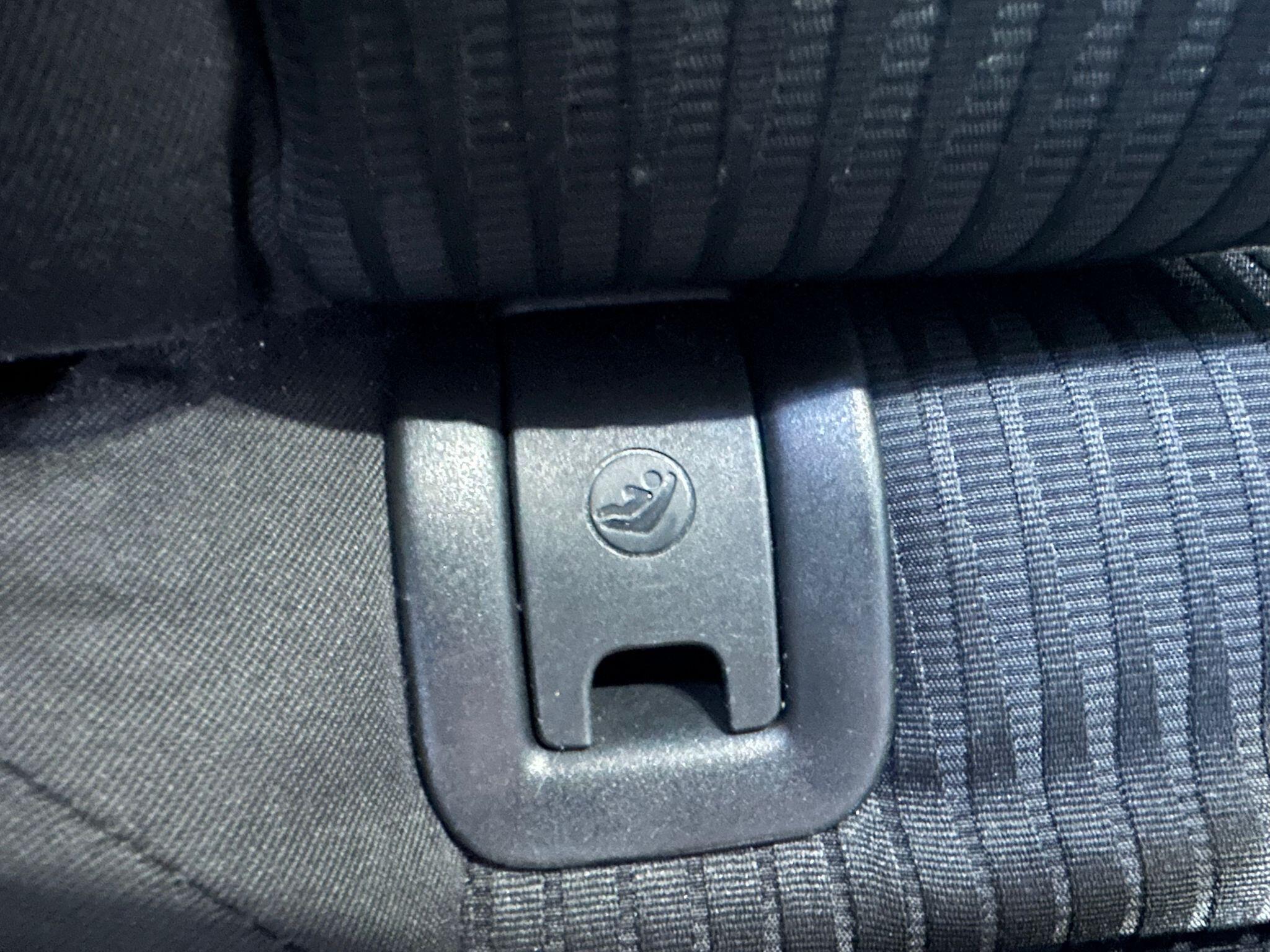 Audi A4 Avant view 27