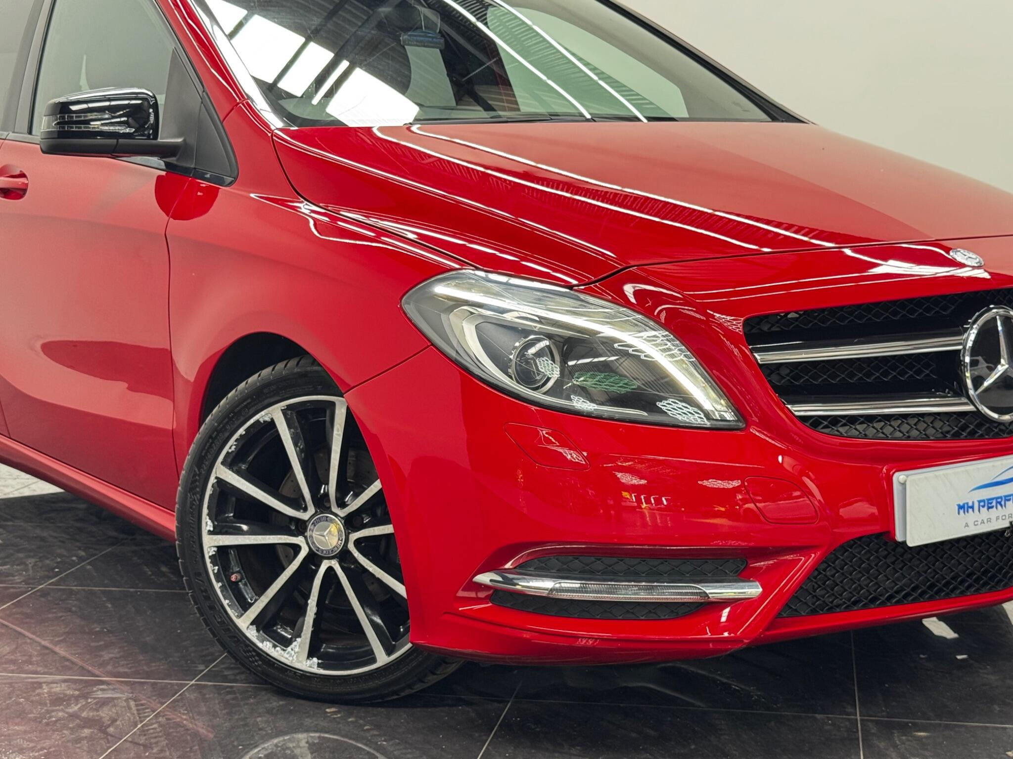 Mercedes-Benz B-Class view 11