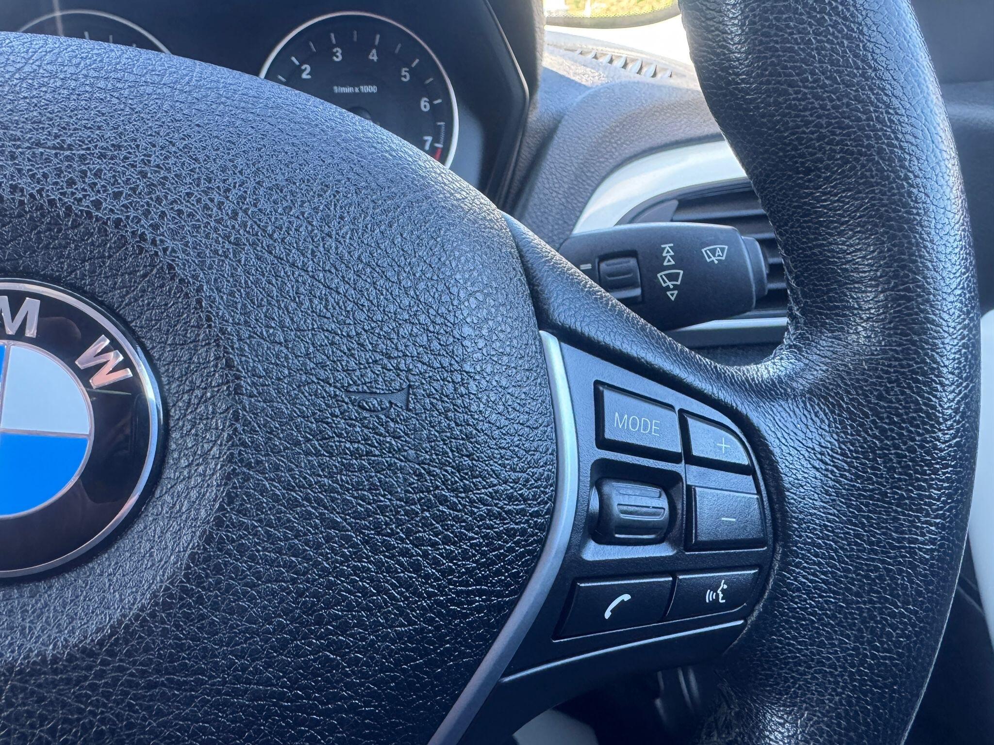 BMW 1 Series view 11