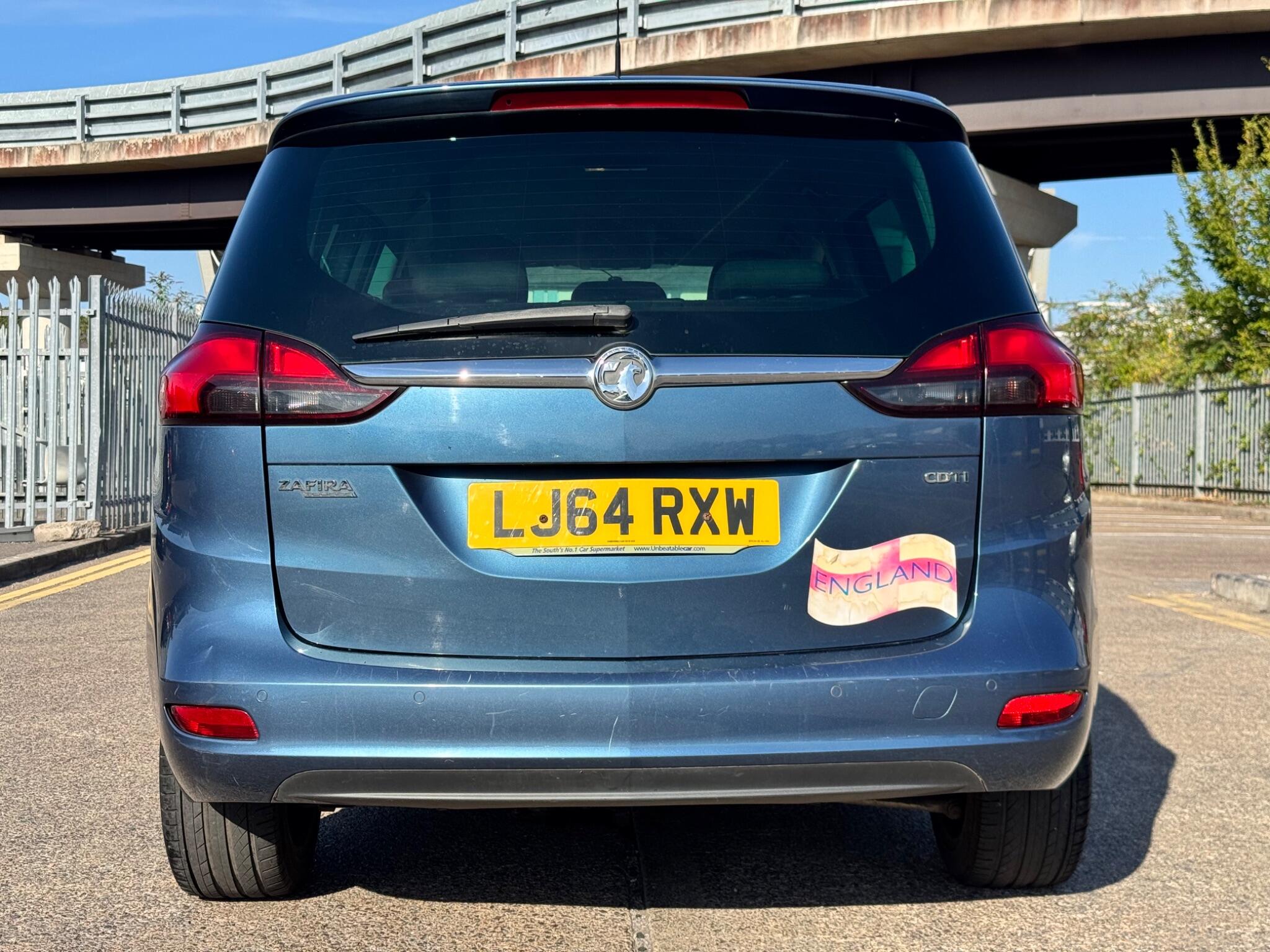 Vauxhall Zafira Tourer view 17