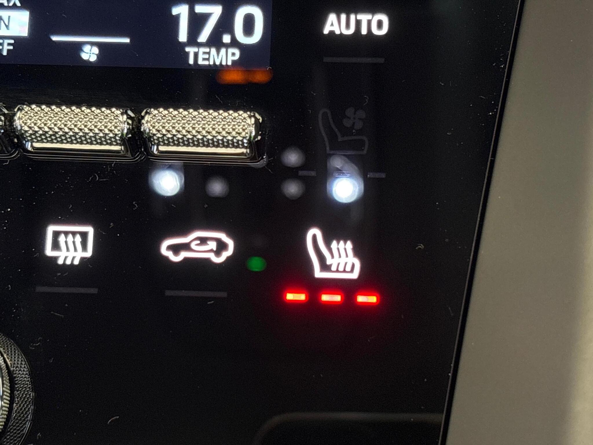 Porsche Macan view 39