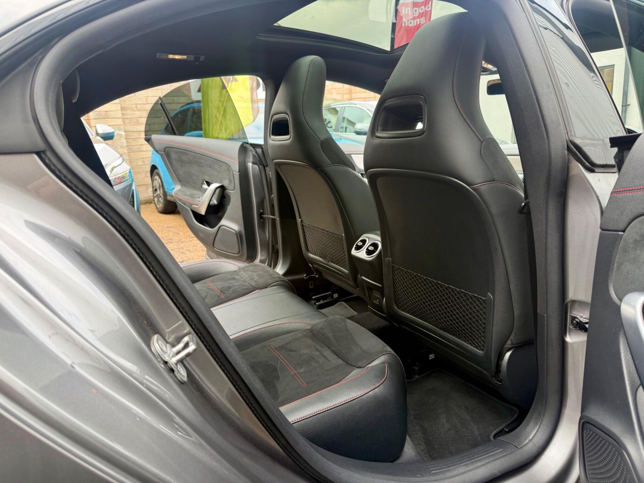 Mercedes-Benz Cla view 13