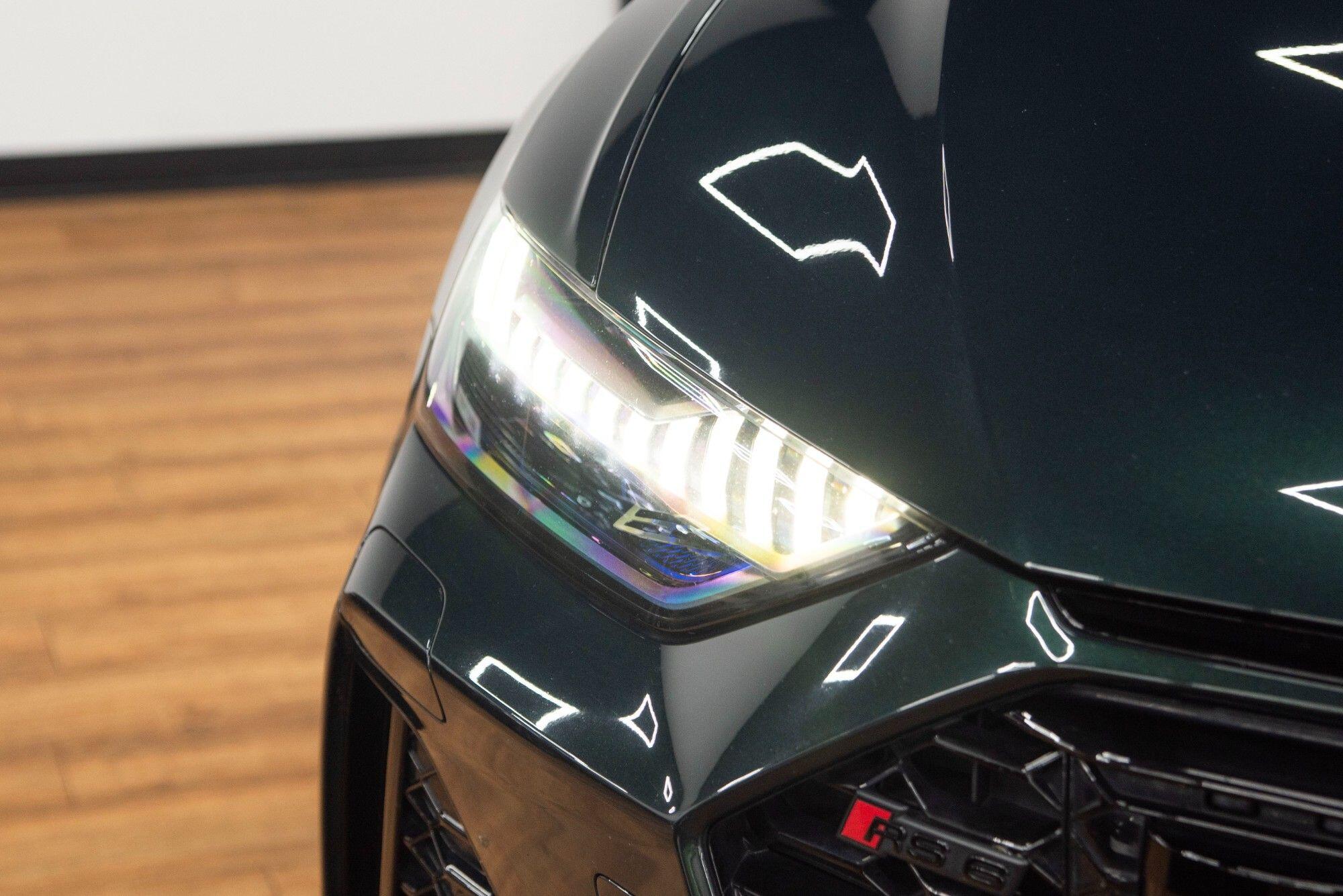 Audi RS6 view 11