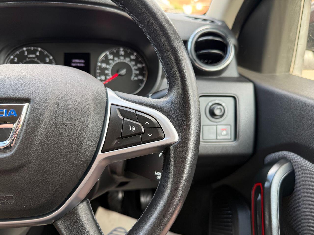 Dacia Duster view 33