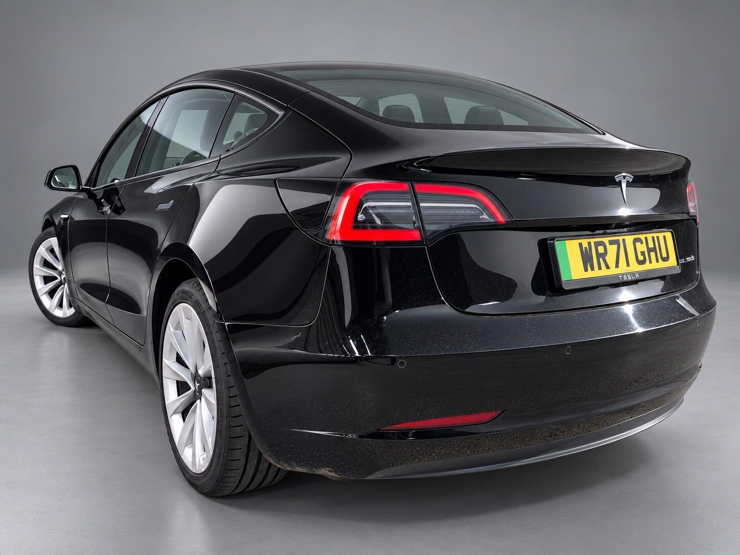 Tesla Model 3 view 10