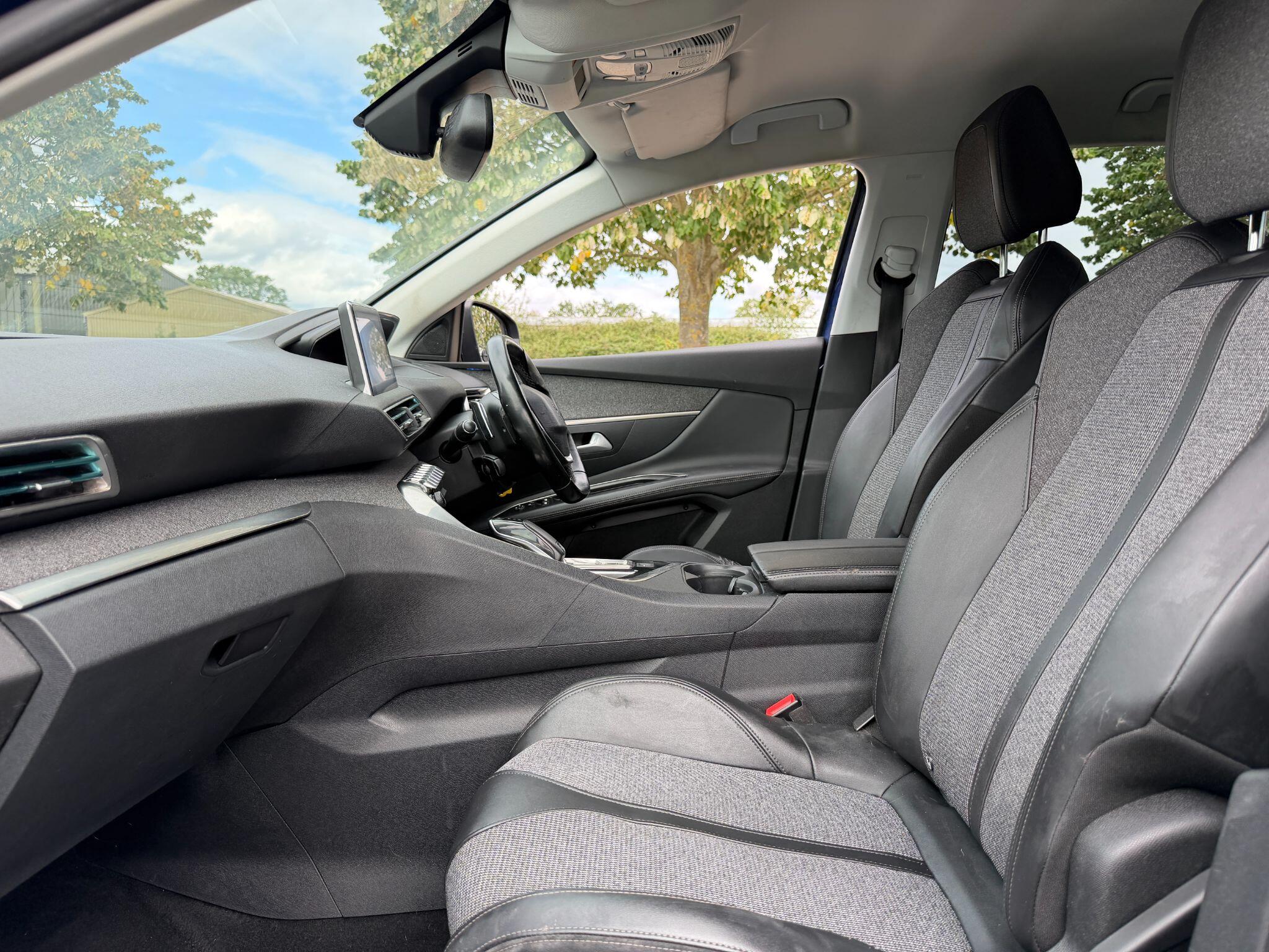 Peugeot 3008 view 26