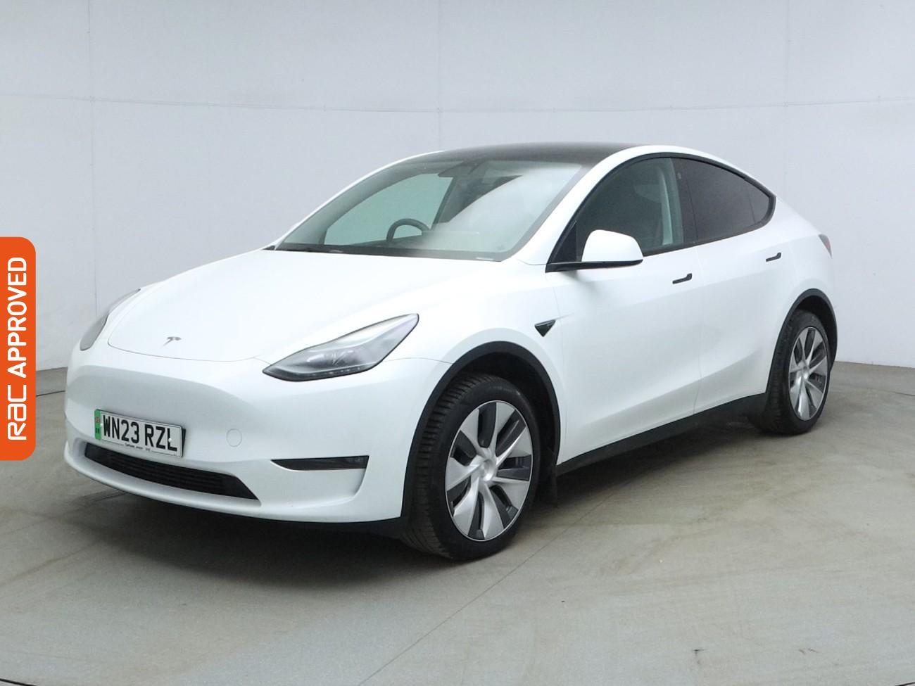 Tesla Model Y view 33
