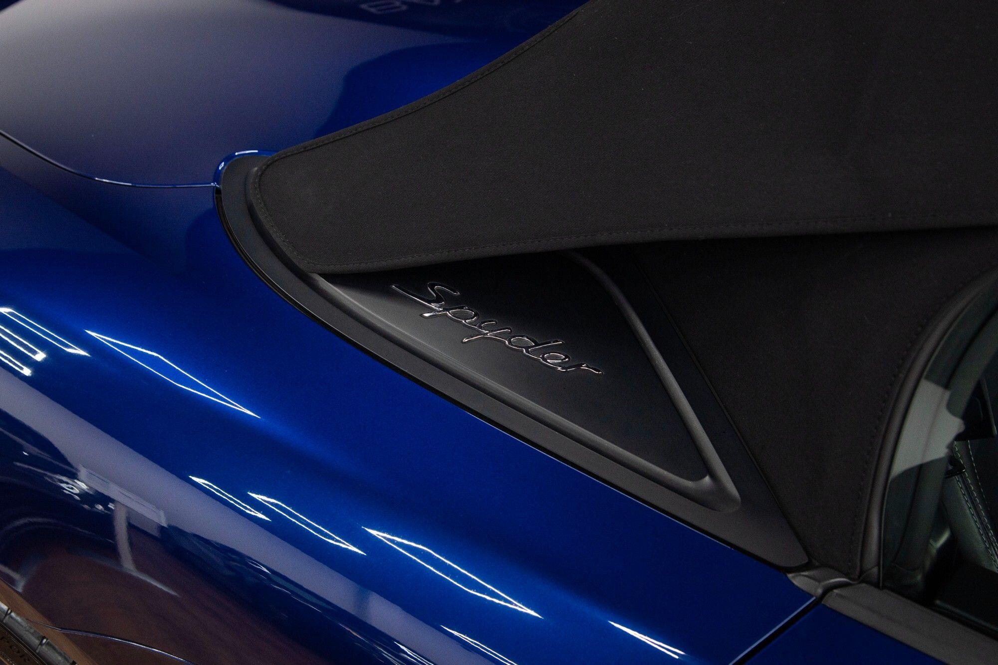 Porsche 718 Spyder view 20