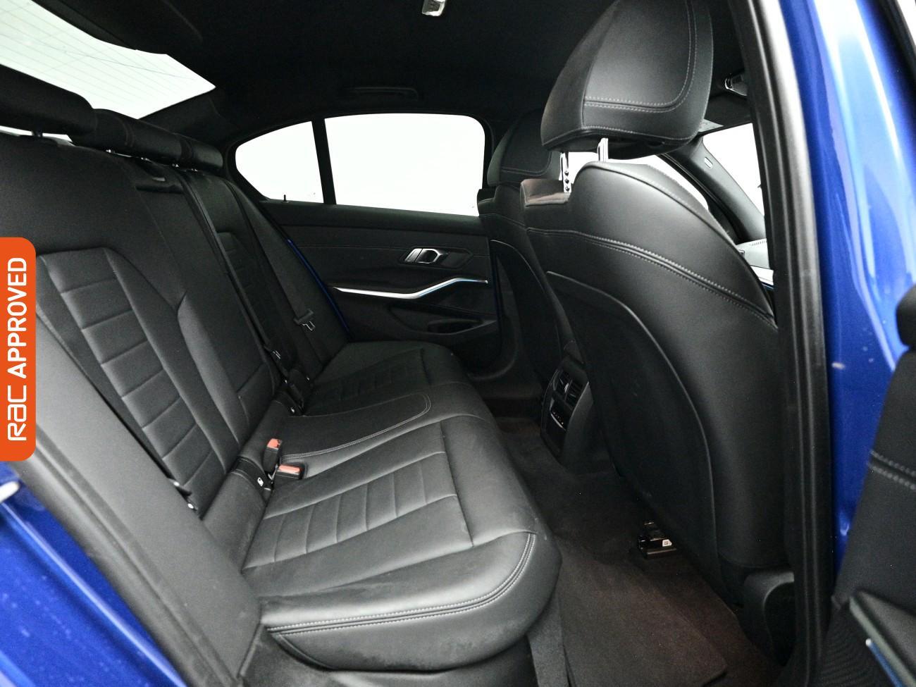BMW 3 Series view 13