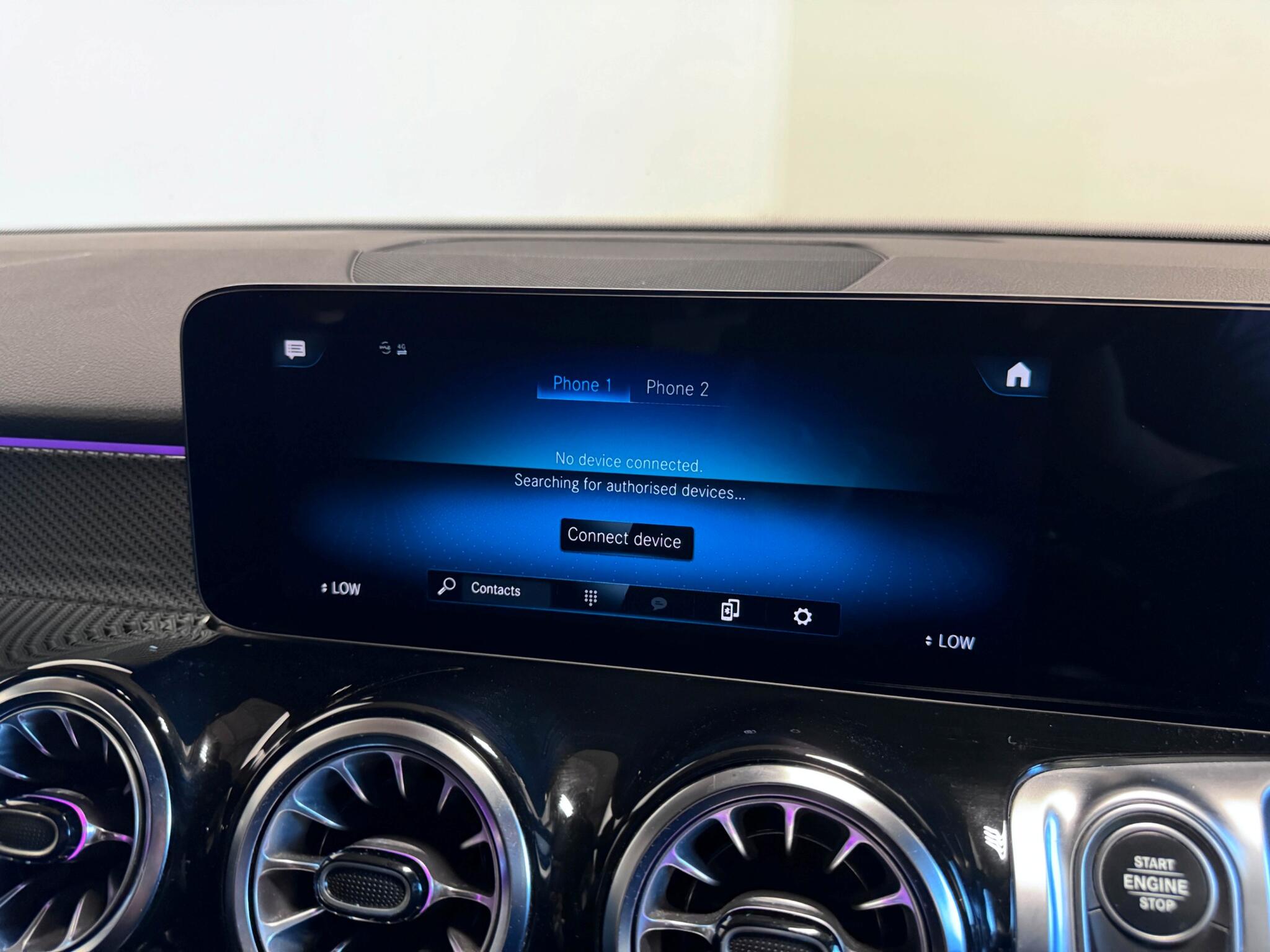 Mercedes-Benz GLB view 43