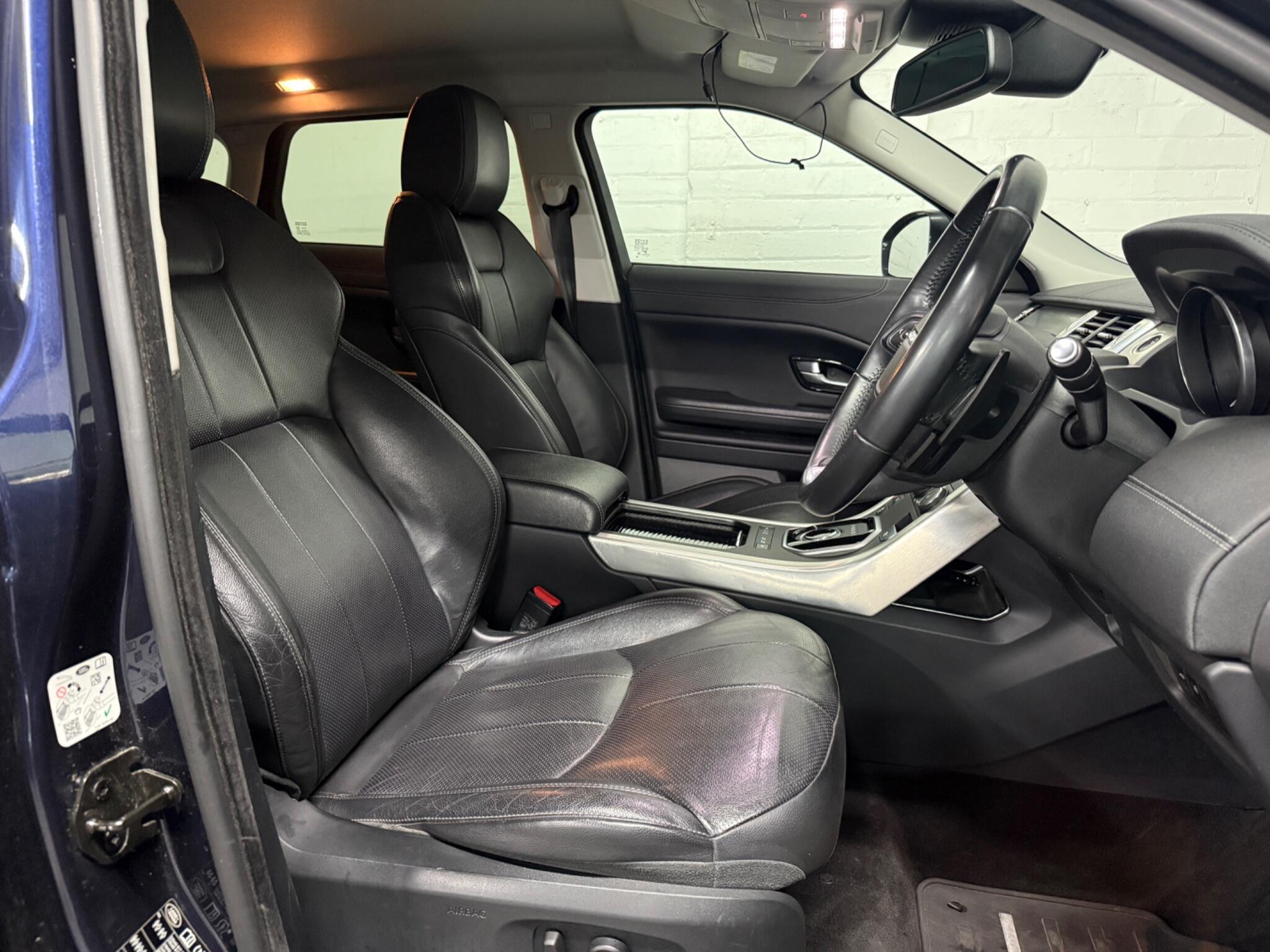 2017 Land Rover Range Rover Evoque 2.0 TD4 SE Tech Auto 4WD Euro 6 (s/s) 5dr • 80,500 miles image 14