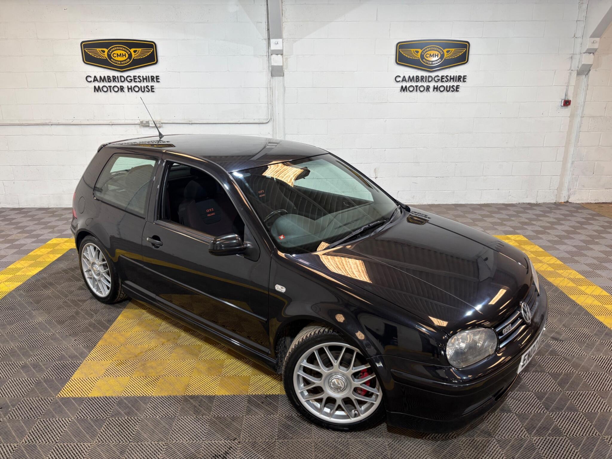 Volkswagen Golf view 10