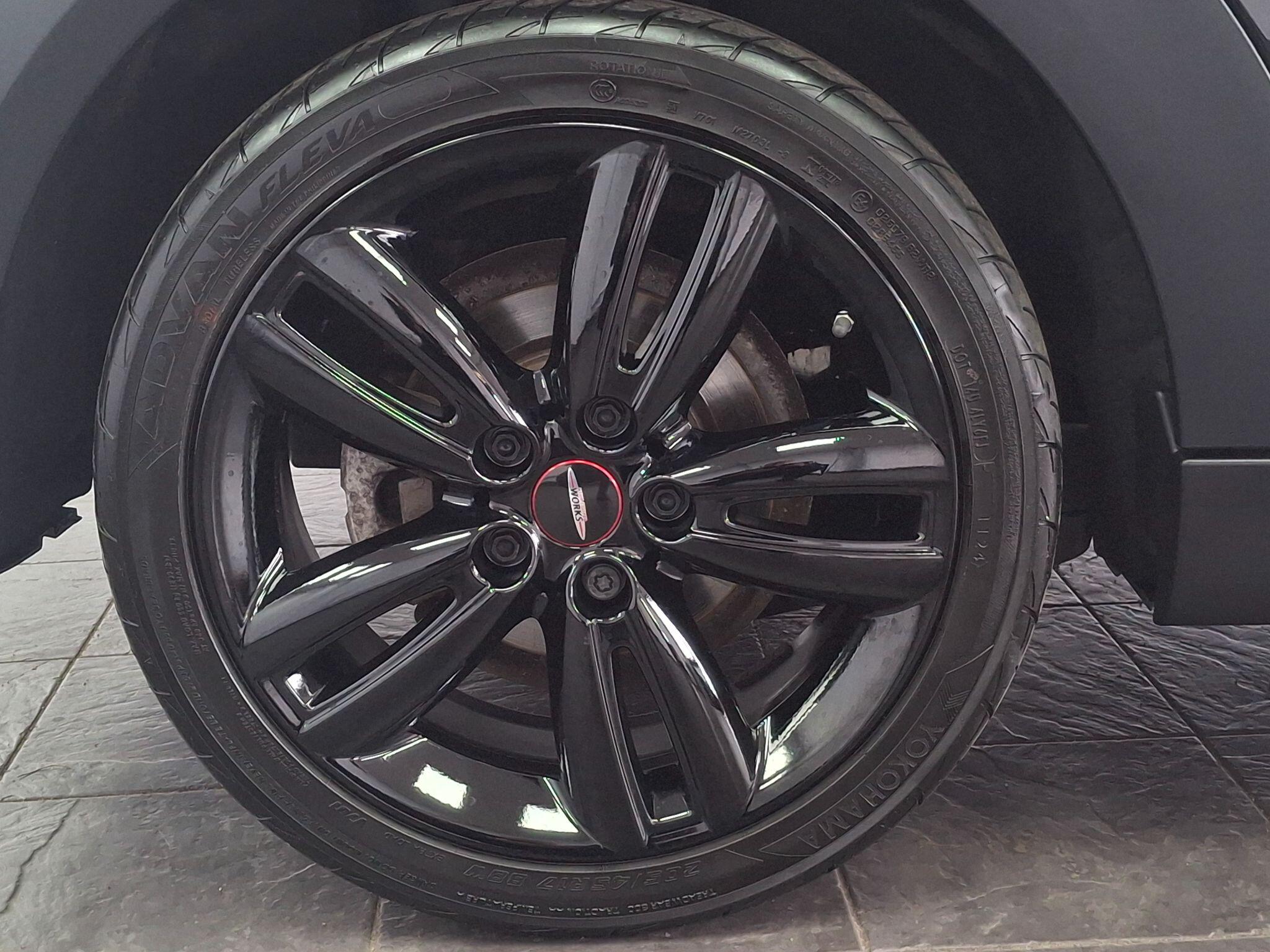 Mini Hatch view 52