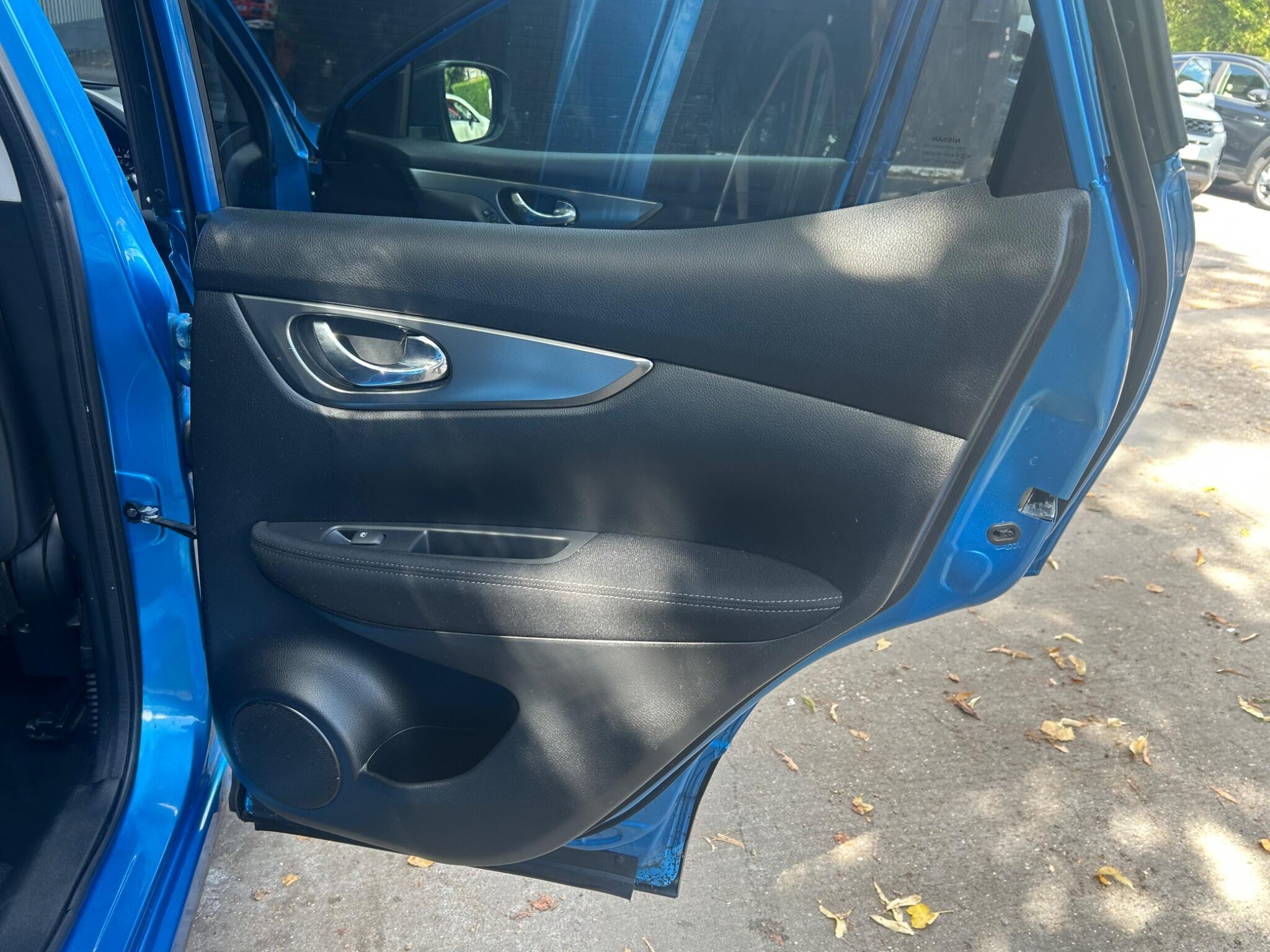 Nissan Qashqai view 38