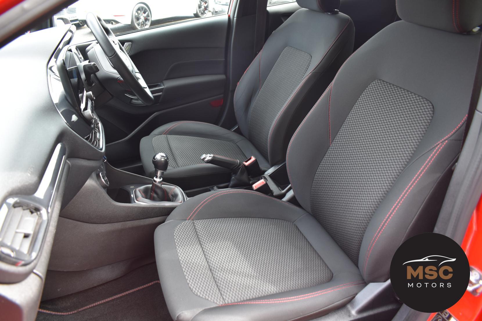 Ford Fiesta view 32