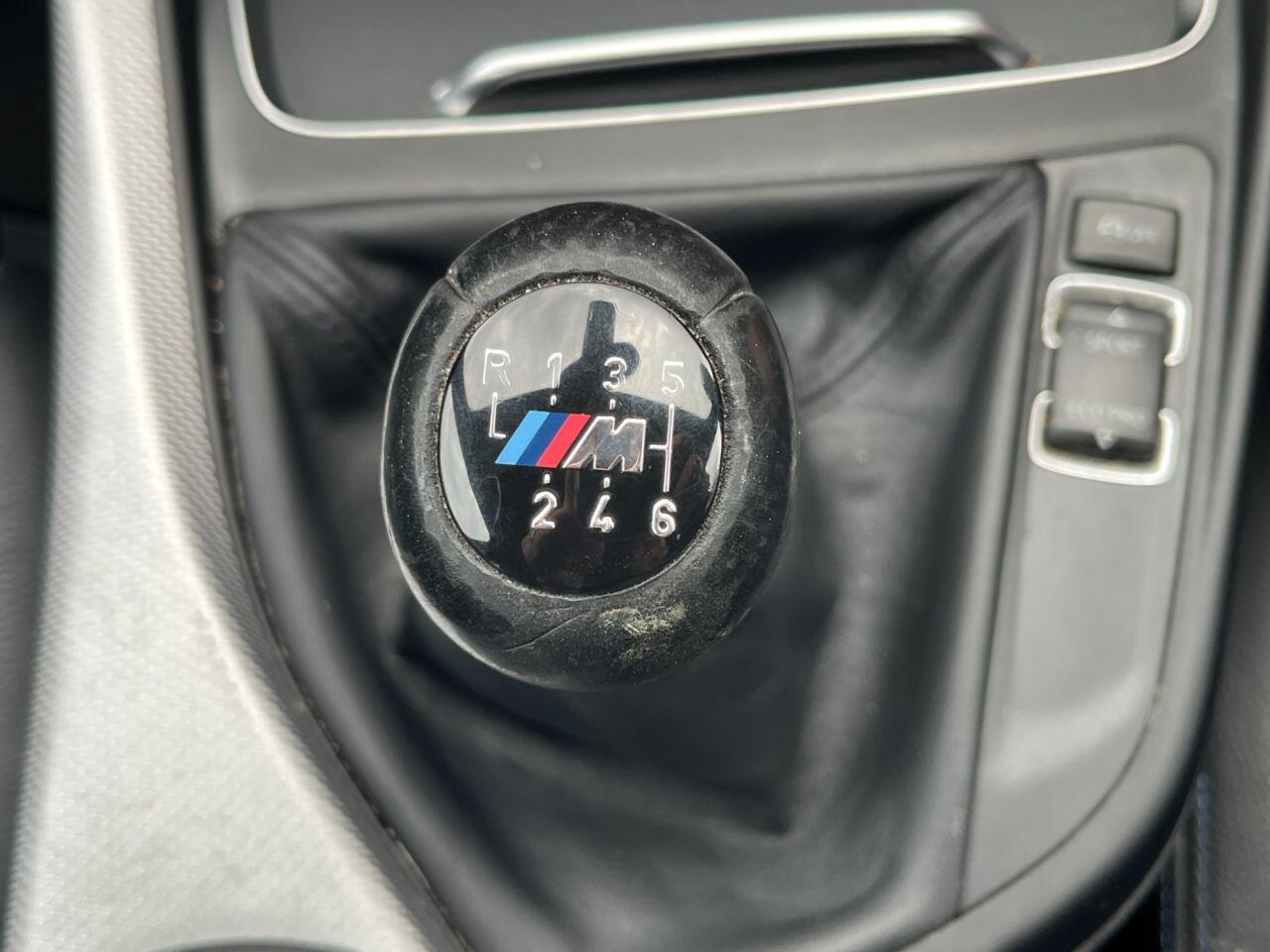BMW 1 Series view 22