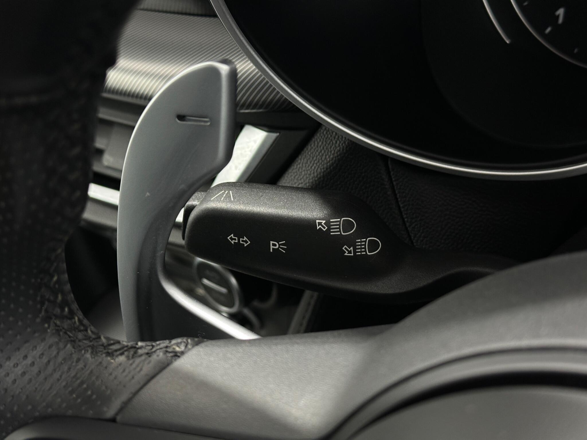 Alfa Romeo Stelvio view 14