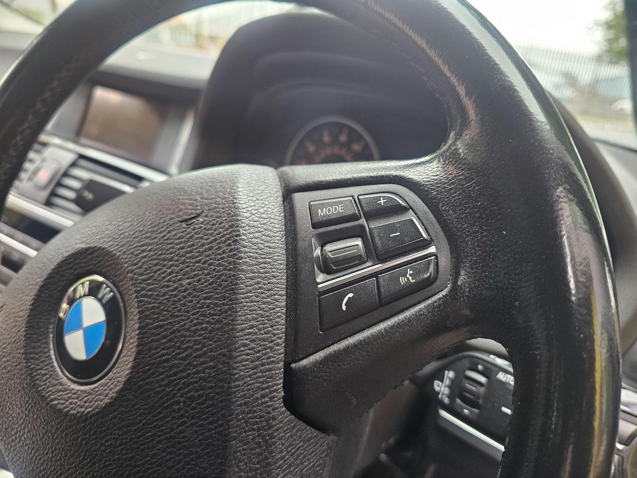 BMW X3 view 22