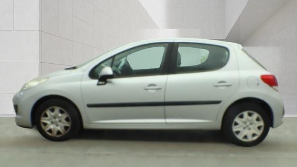 Peugeot 207 view 10