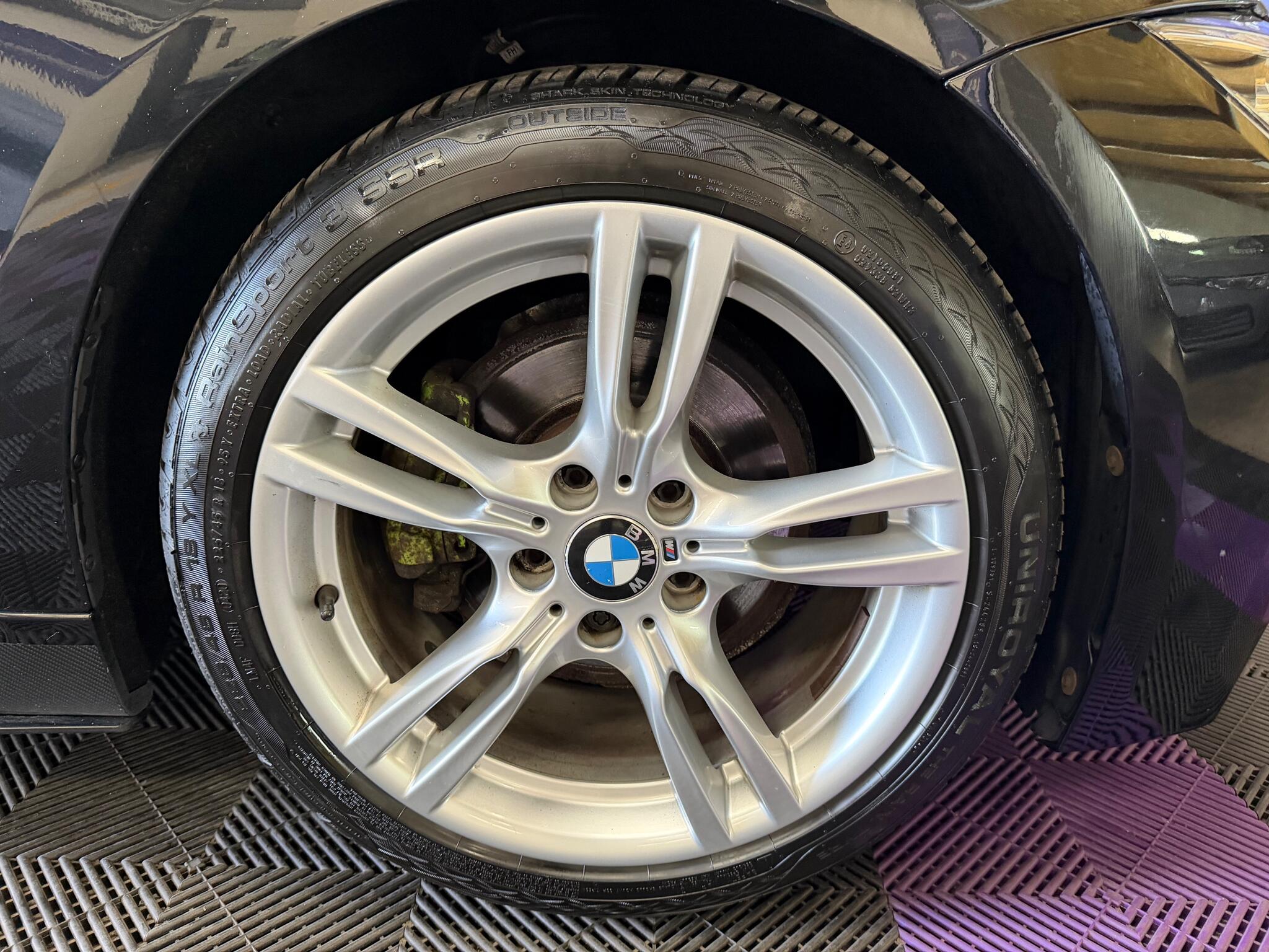 BMW 3 Series view 46