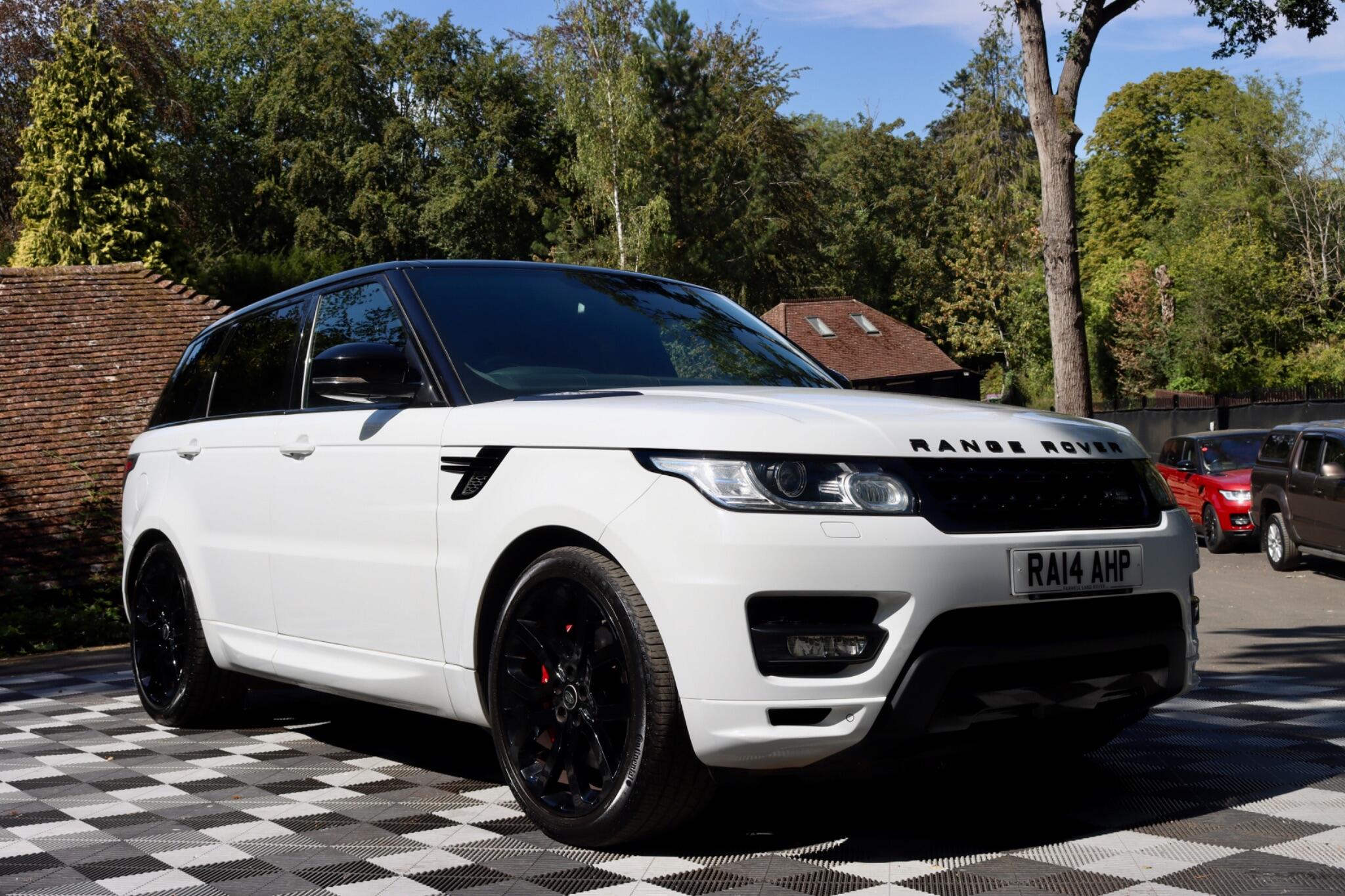 Land Rover Range Rover Sport view 18