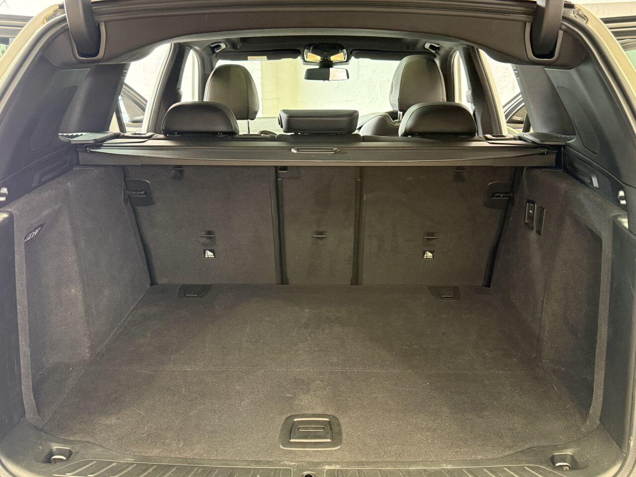 BMW X3 view 17