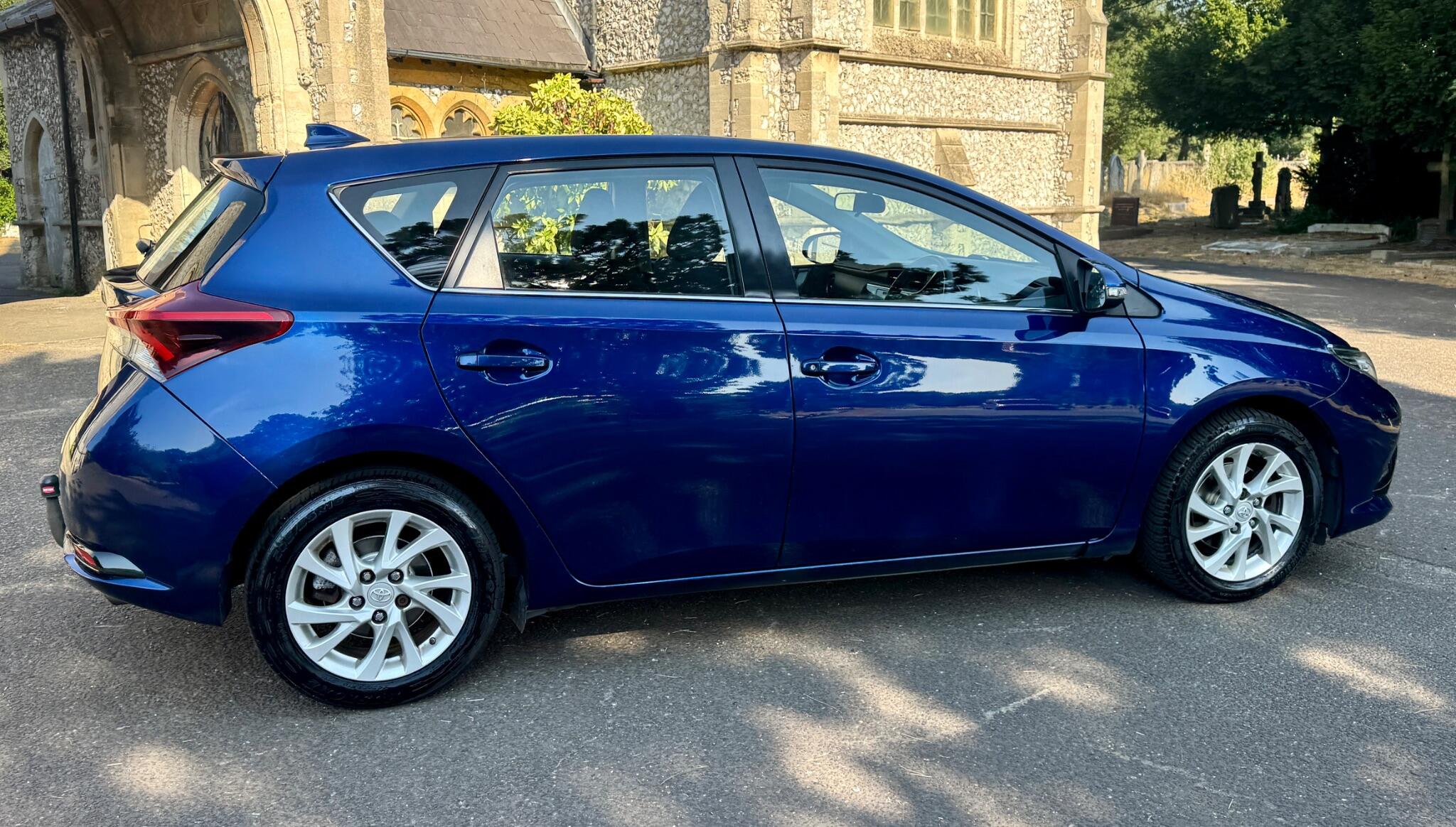 Toyota Auris view 18
