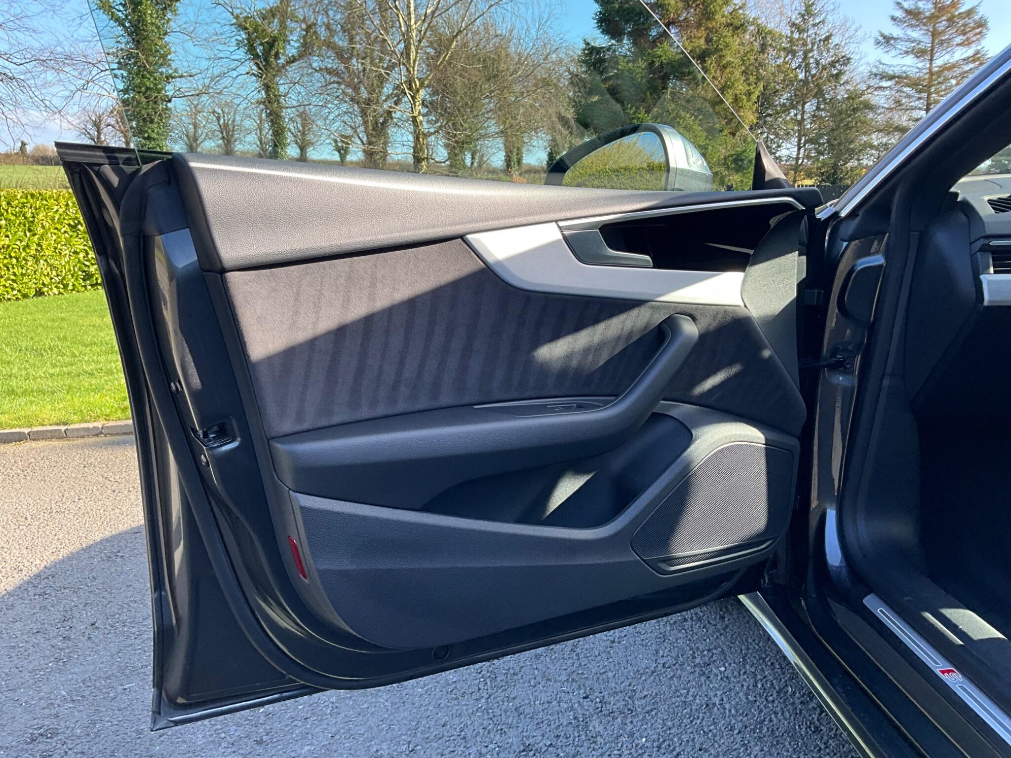 Audi A5 view 17