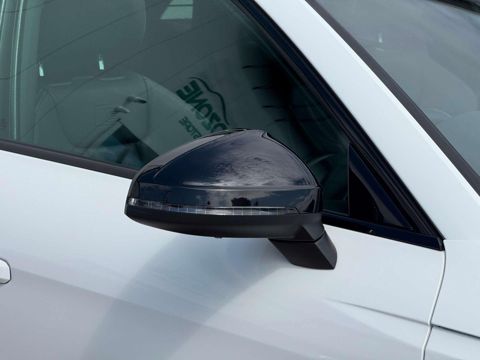 Audi A4 view 17