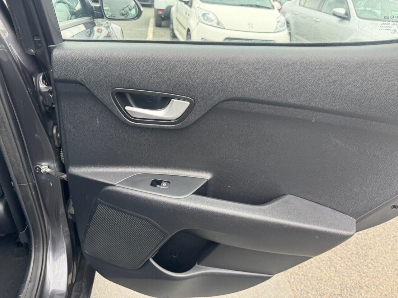 Kia Stonic view 52