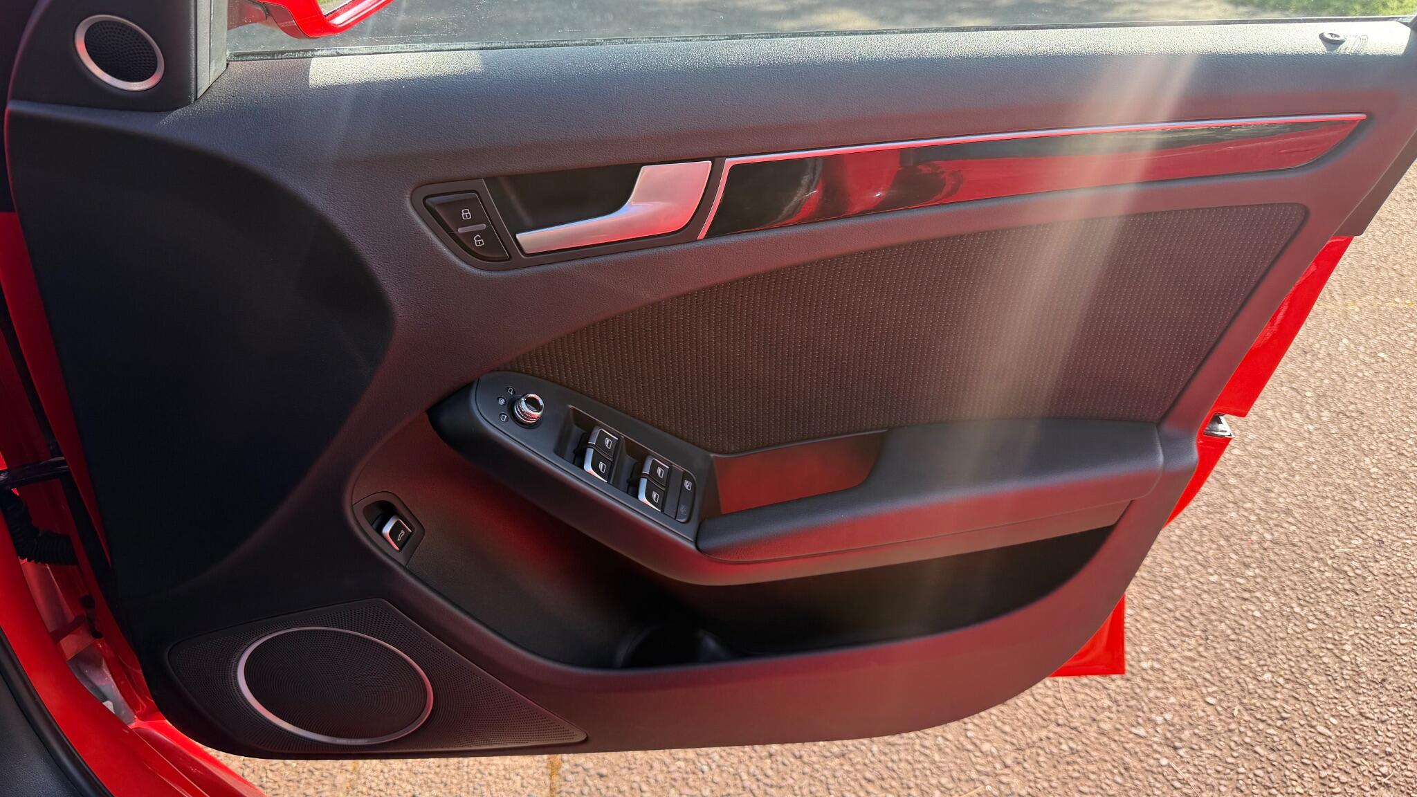 Audi A4 view 37