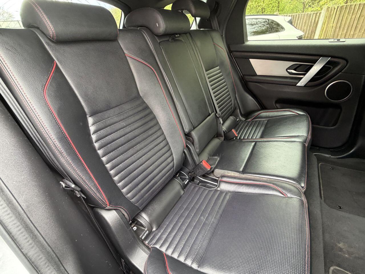 Land Rover Discovery Sport view 25