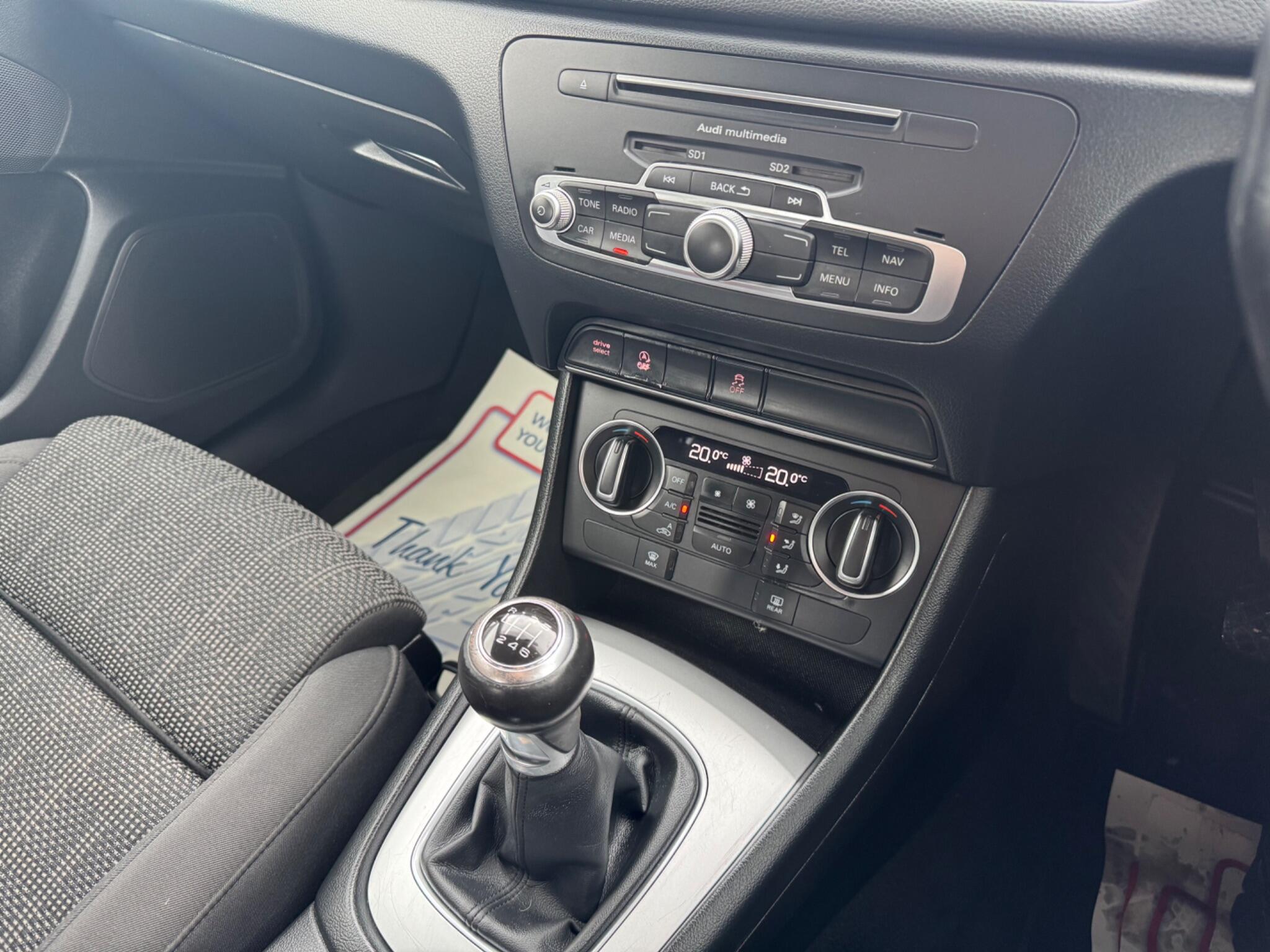 Audi Q3 view 18