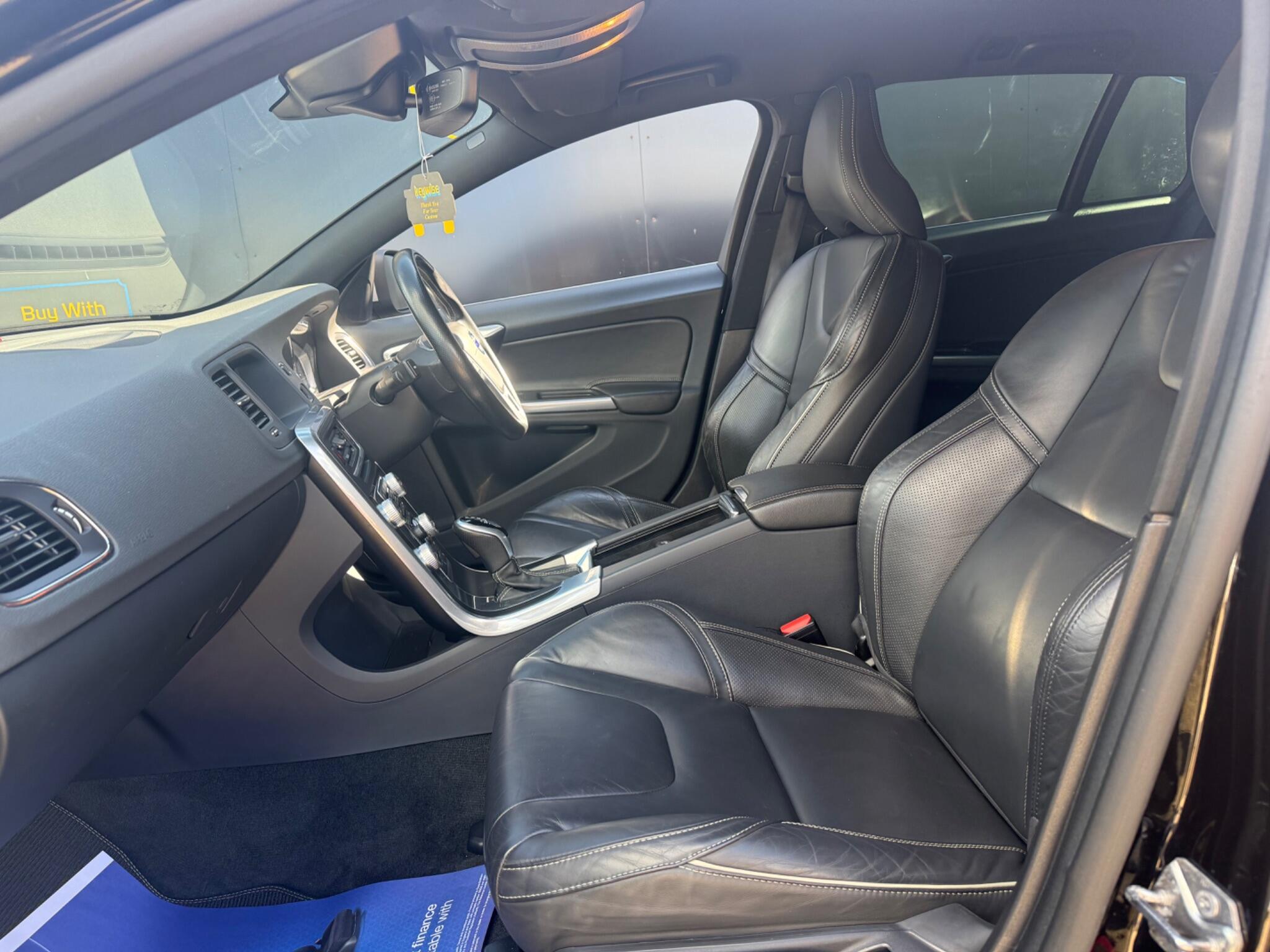 Volvo V60 view 22